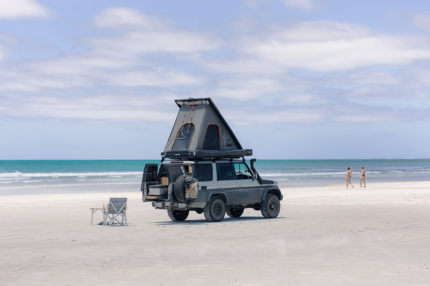 Alu-Cab Gen 3-R Ultimate Expedition Hard Shell Rooftop Tent