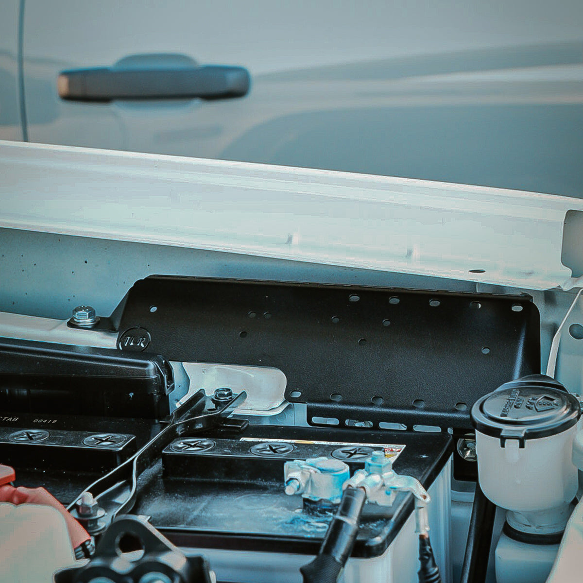 Electrical Accessory Bracket – Toyota Landcruiser 70 series Facelifted Range 2022-on – Left-hand side guard