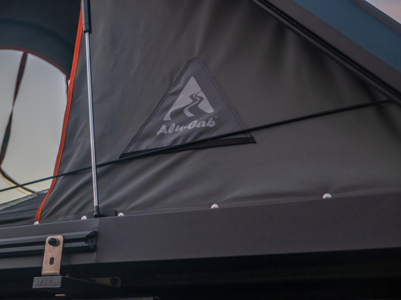 Alu-Cab Gen 3-R Ultimate Expedition Hard Shell Rooftop Tent