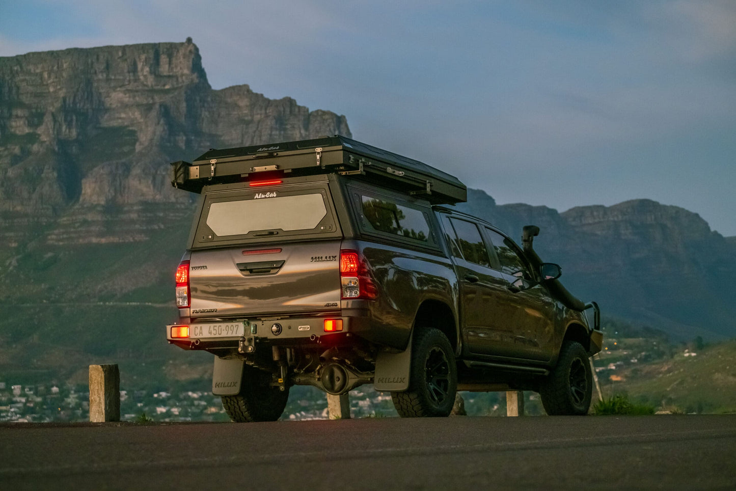 Alu-Cab Gen 3-R Ultimate Expedition Hard Shell Rooftop Tent