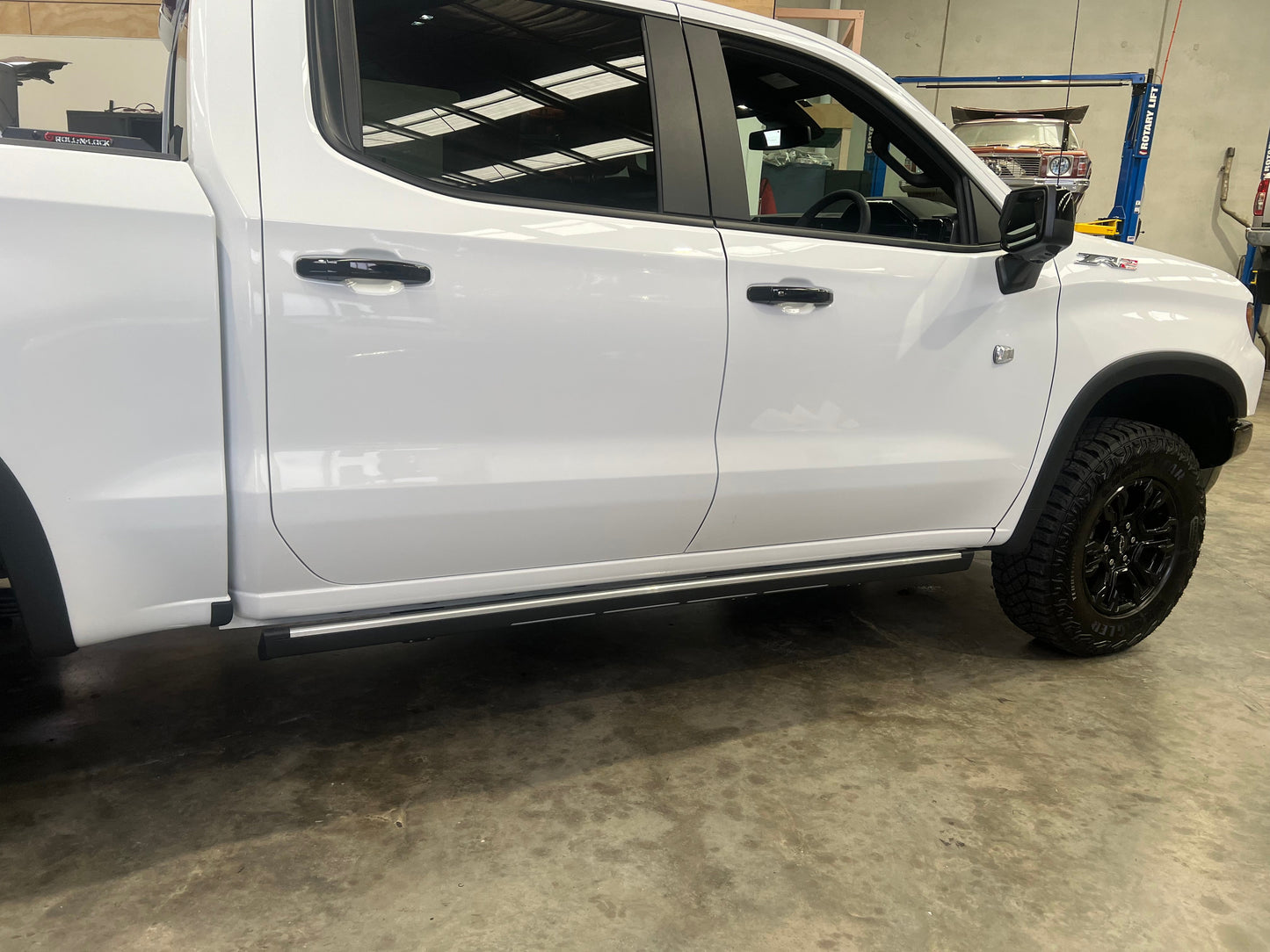 ORI Electric Steps Chevy Silverado ZR2 & LTZ 2023 +