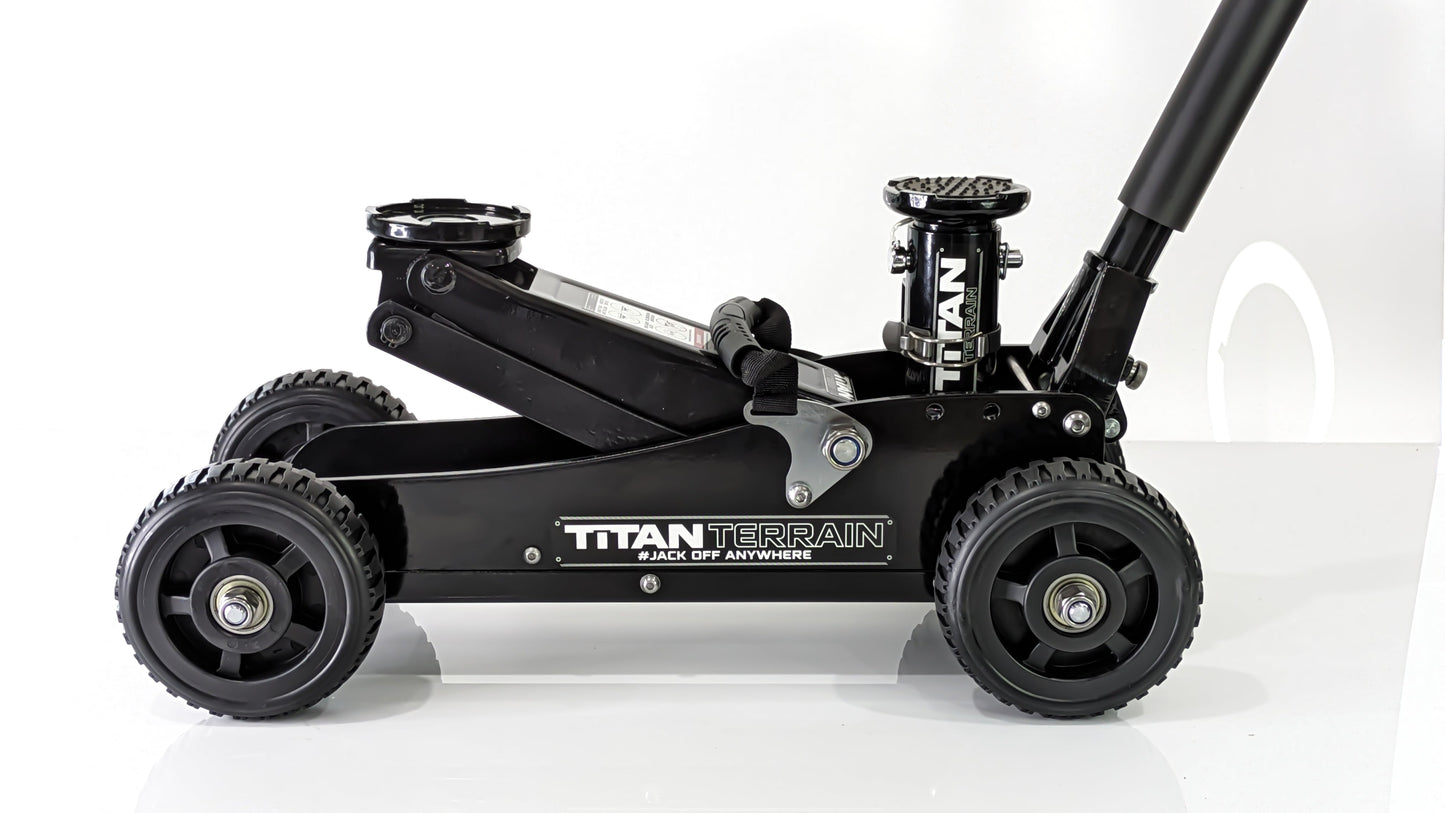 side profile view of 1.5 tonne rugged floor jack