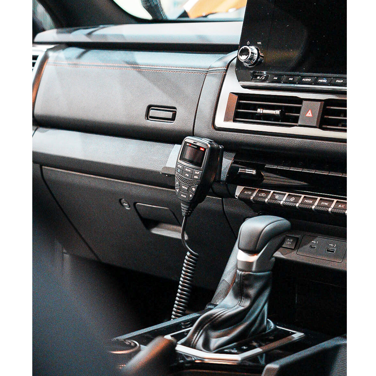 UHF Microphone Bracket – Mitsubishi Triton MV – Passenger Side Dash Pad