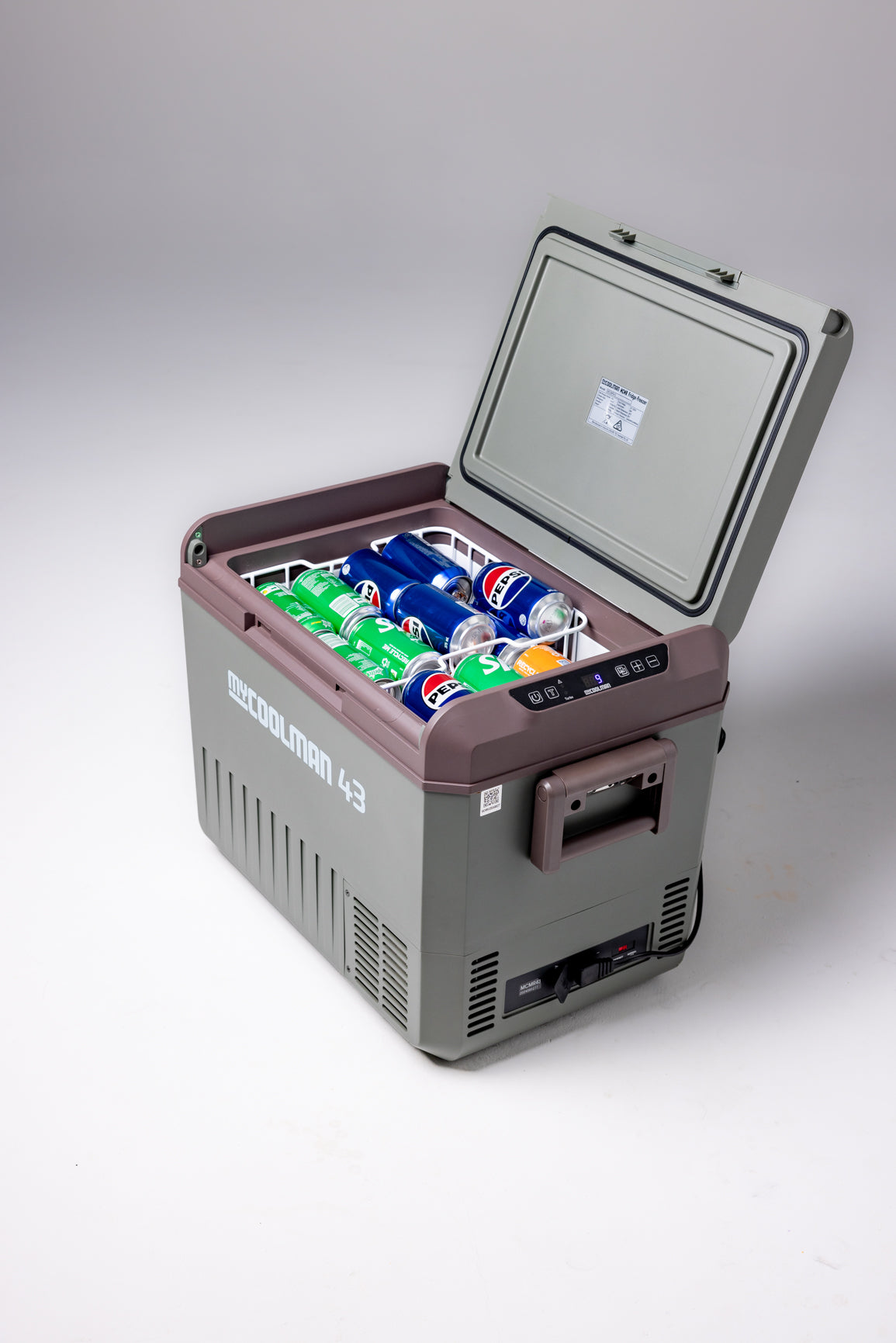 myCOOLMAN 43 Recreational Series