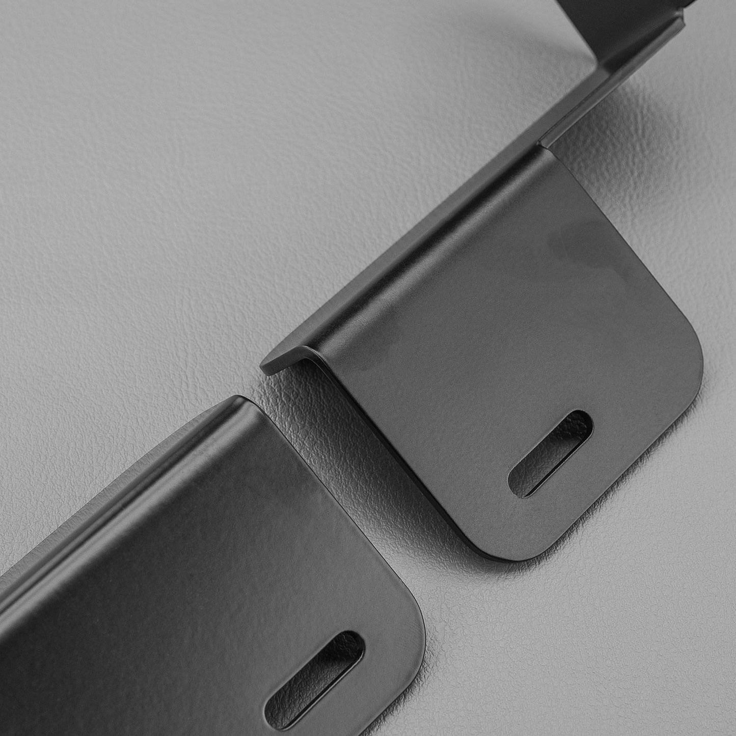 Ford Ranger & Everest Lower Grill Light Bar Mounting Bracket MK2 - View 11