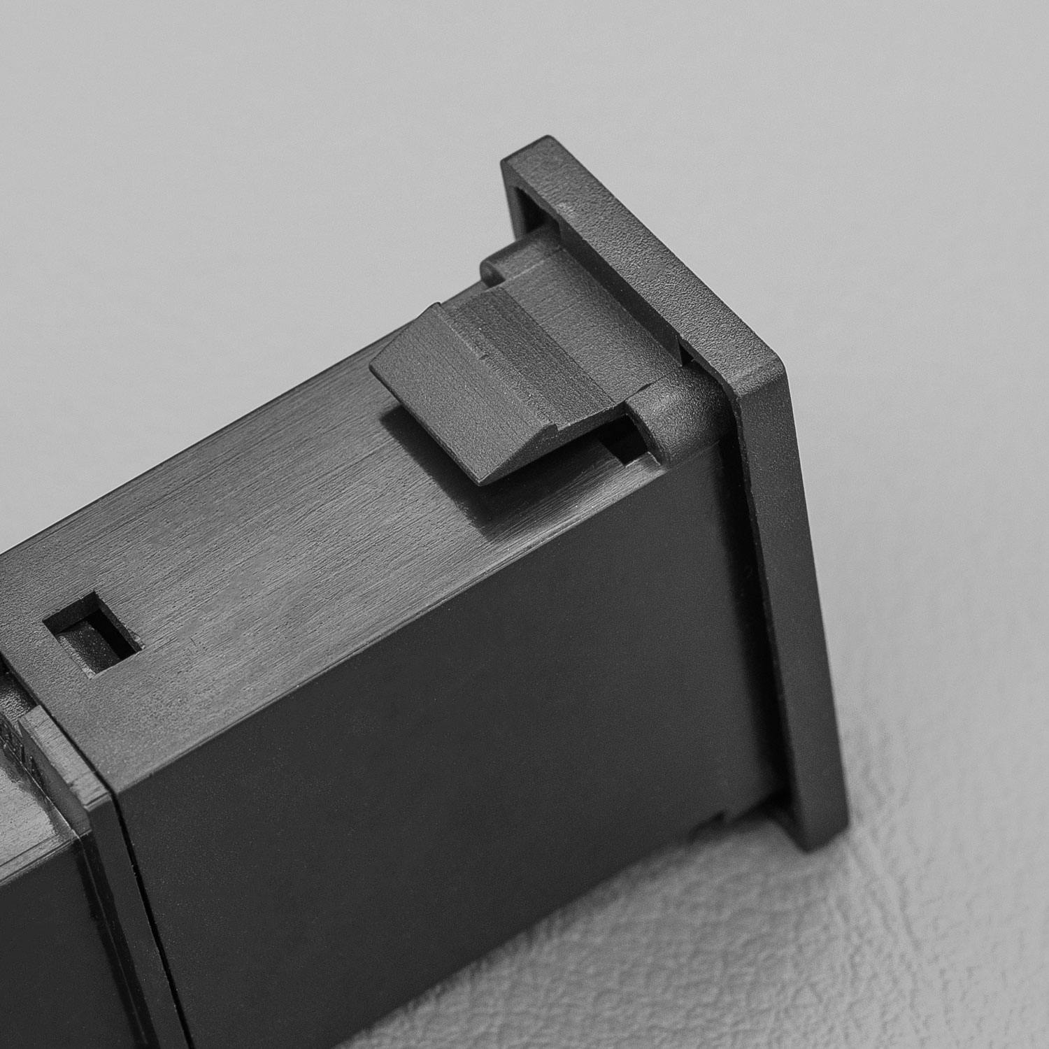 Push Switch To Suit Toyota 80 Series Landcruiser | Rear Light