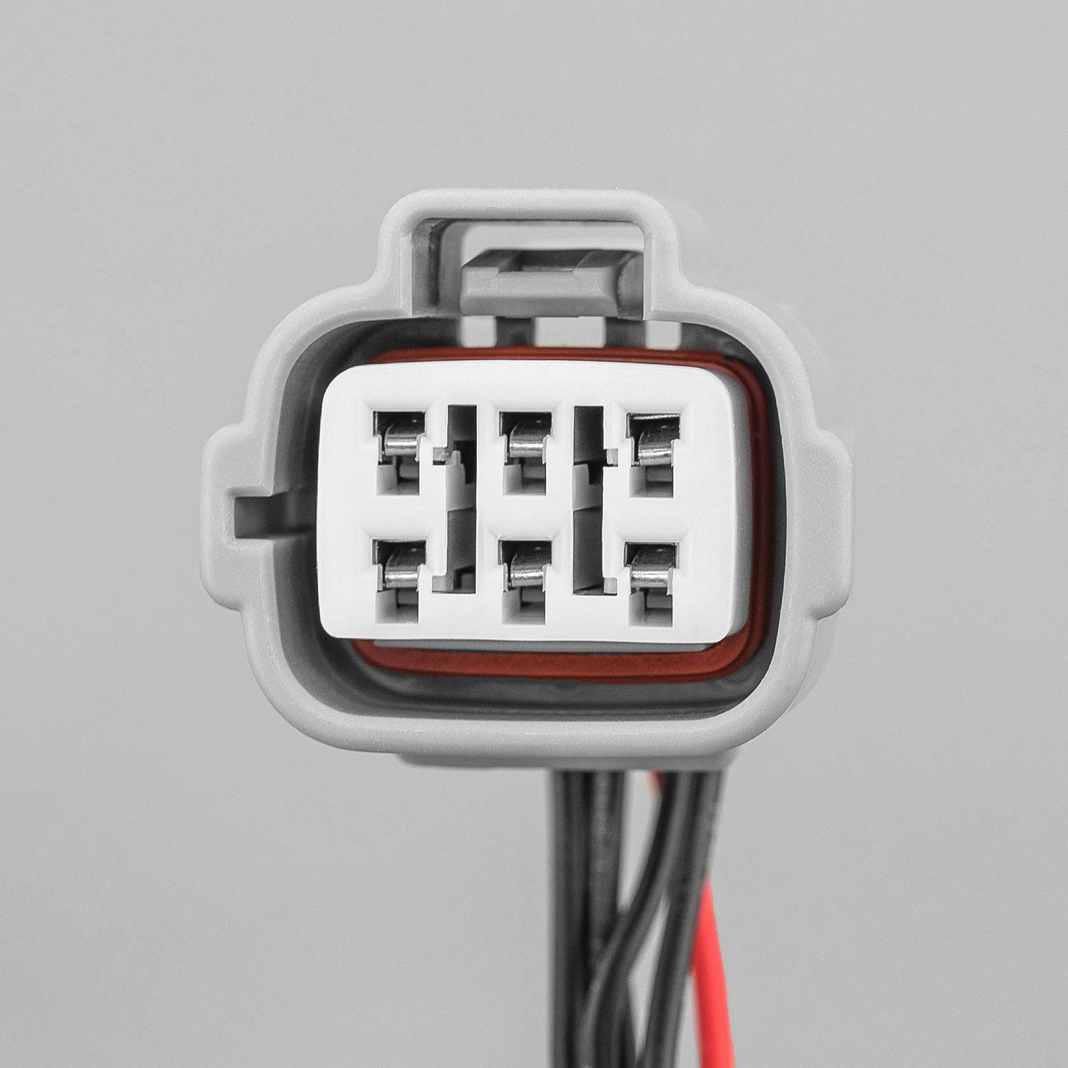 Isuzu D-Max (Pre AUG-2020) / MU-X (Pre Jul-2021) (LED models) Piggy Back Adaptor - View 4