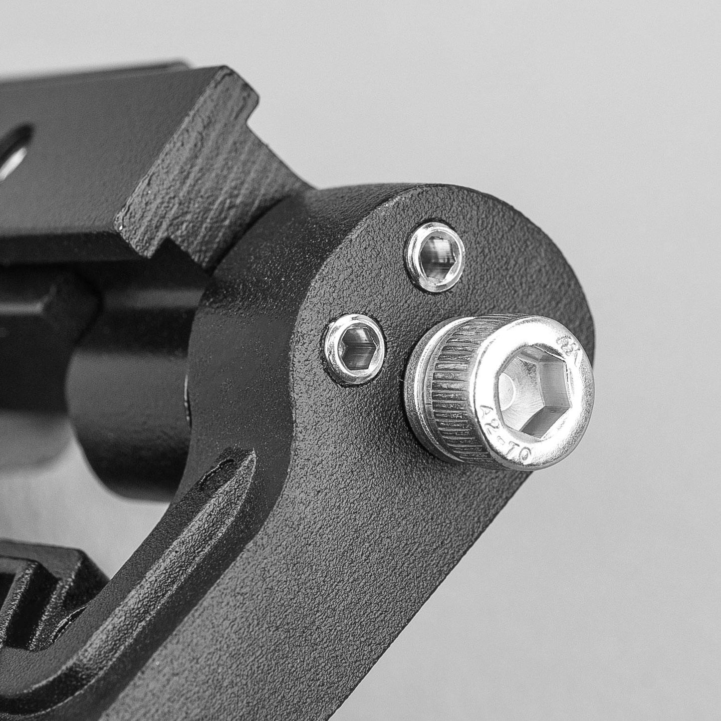 Optional Lower Adjustable Bracket for ST3303 Pro & ST2K LED Light Bars - View 4