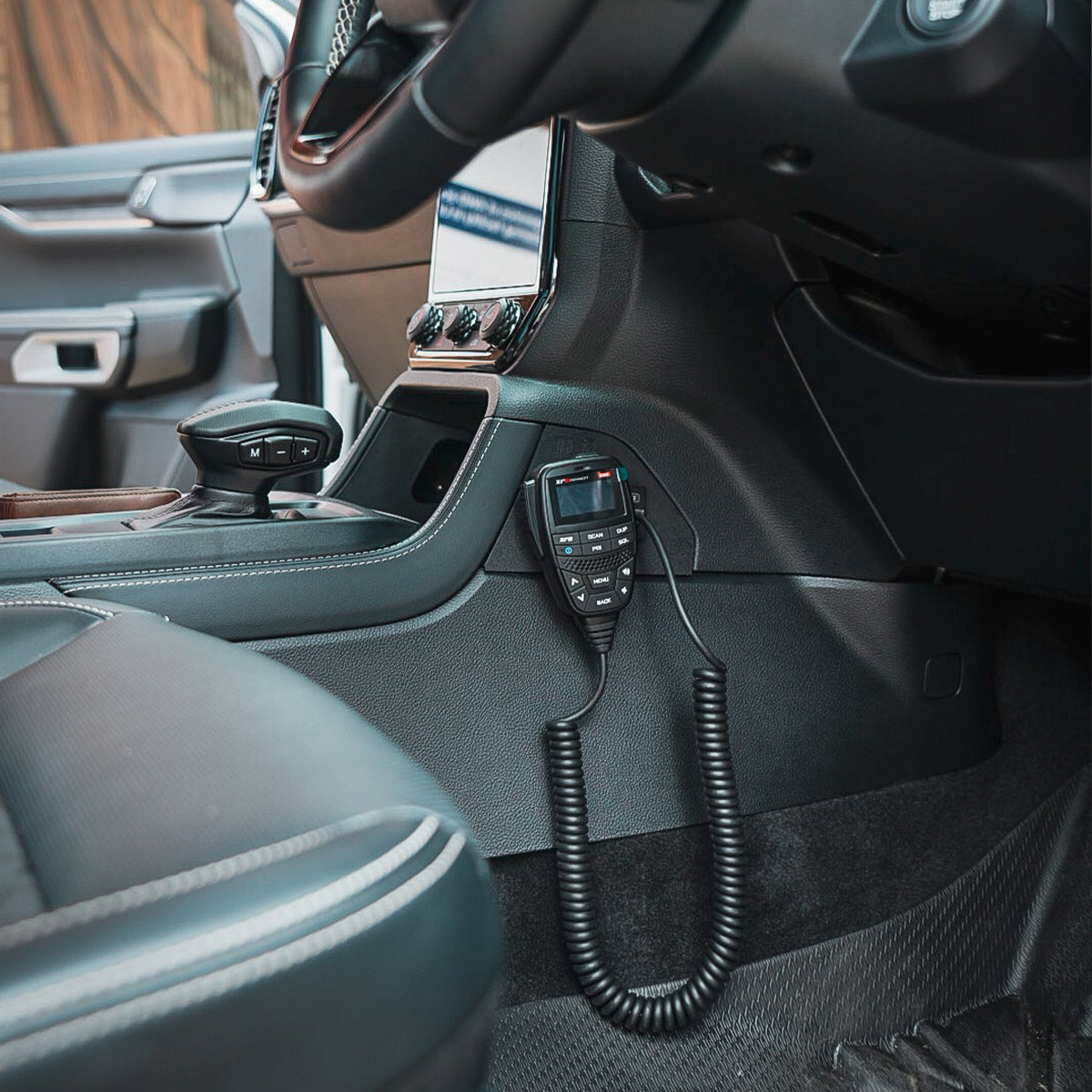 UHF Microphone Mount – Ford Ranger / Everest / Ranger Raptor / Ranger SuperDuty – Centre console Right Hand Side