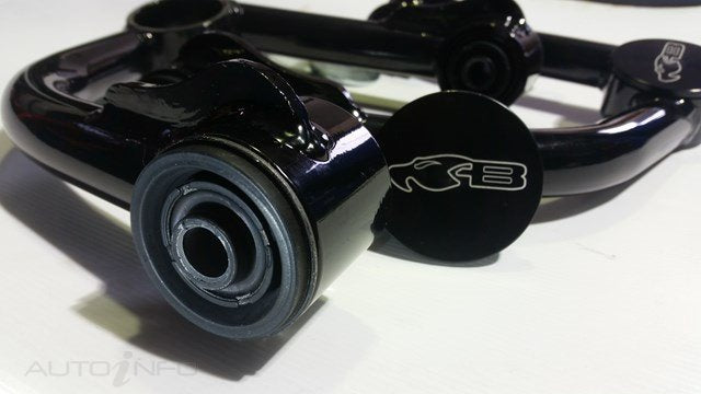 Upper Control Arm Kit - 1 Degree Caster Increase - compatible with Hilux (KUN/GUN) & Fortuner