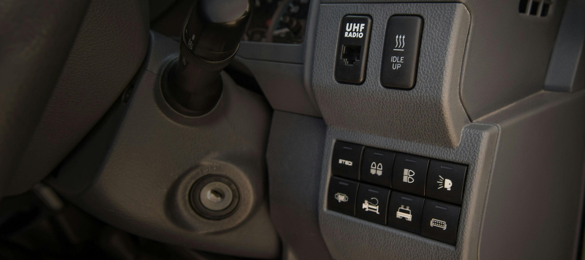 Switch Fascia Panel To Suit Toyota 70 Series Landcruiser - View 3
