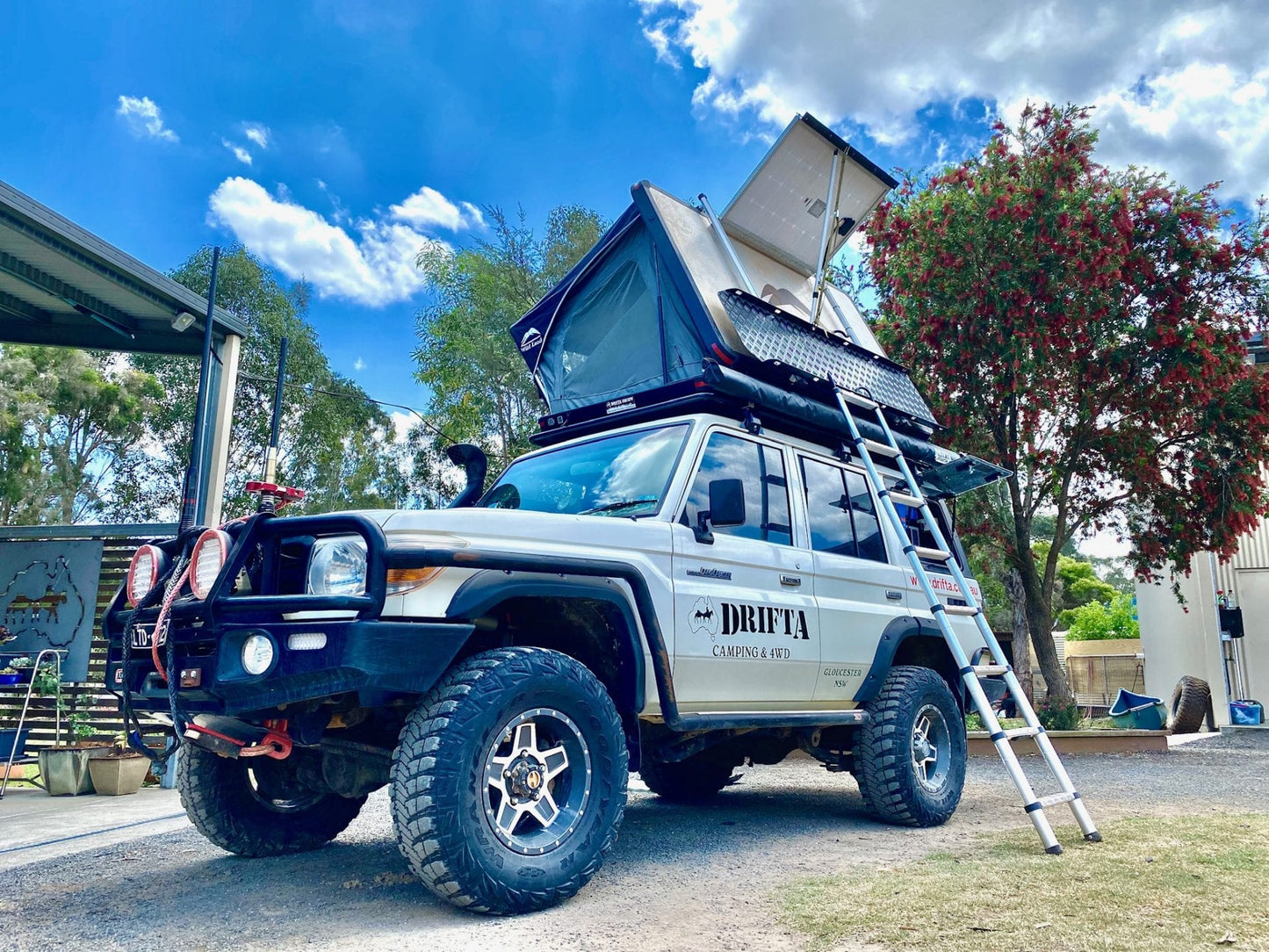 Desert Cruiser Roof Top Tent