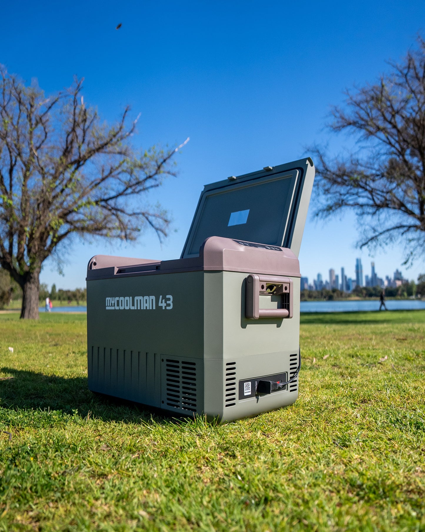 myCOOLMAN 43 Recreational Series