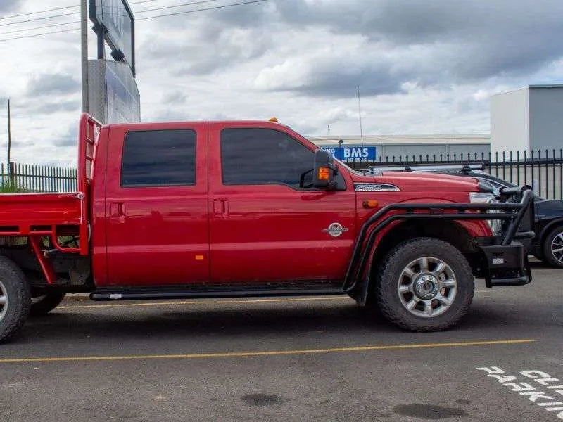 Heavy-Duty Twin Brush Bars & Side Steps (50mm Tube)