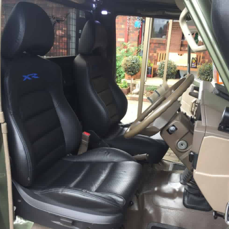 Huracan Fabrication 70 Series Landcruiser Seat Adapter Kit (Including 75, 76, 78 and 79 Series) 75 Series (1989-1998)