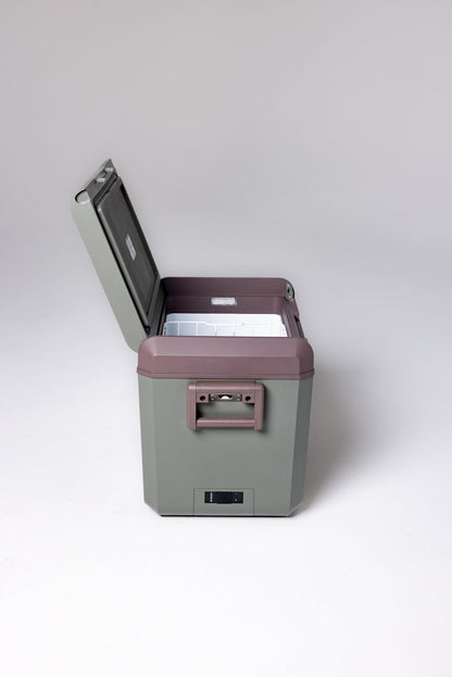 myCOOLMAN 43 Recreational Series