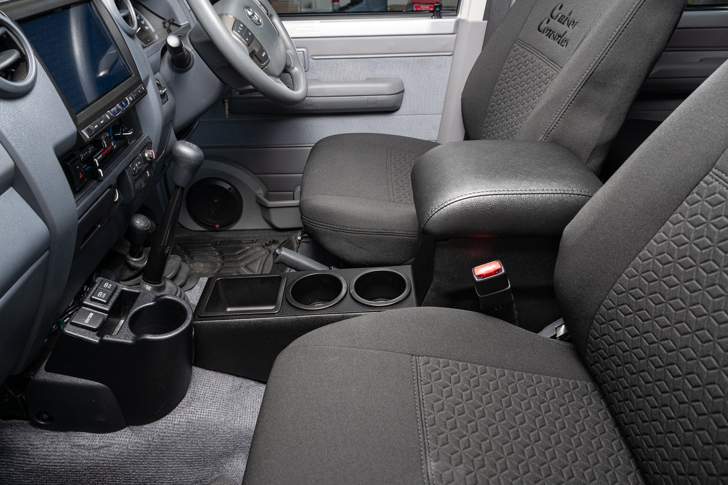 Half Length Centre Console (79 Dual Cab & 76 Wagon)