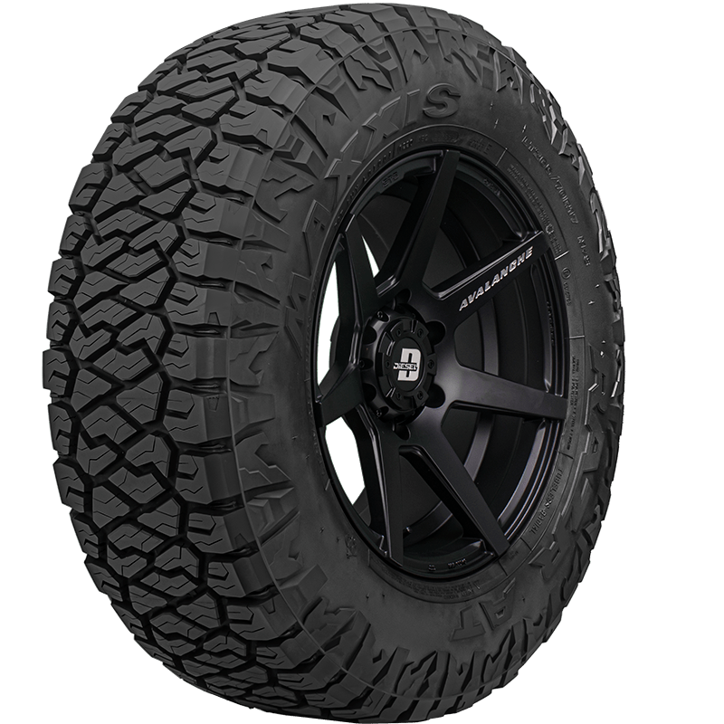 Maxxis RAZR AT811 265/70R18 All-Terrain Tire