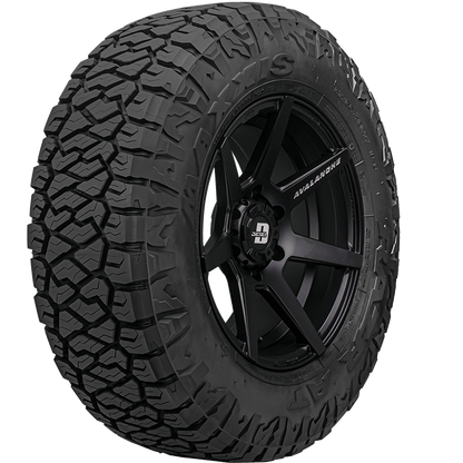 Maxxis RAZR AT811 265/70R18 All-Terrain Tire