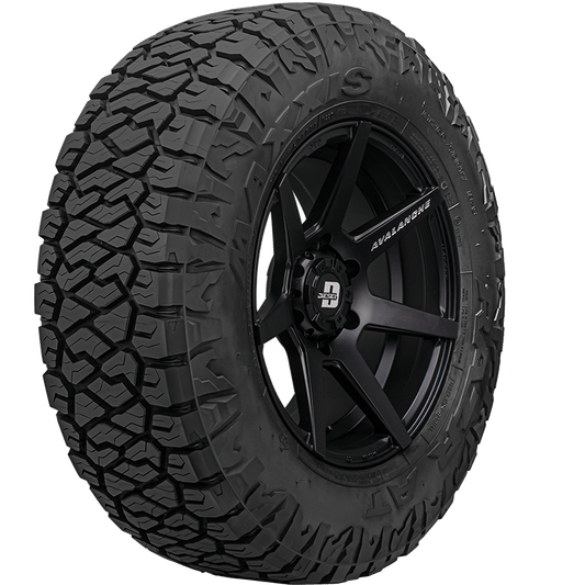 Maxxis RAZR AT811 LT275/65R17 All-Terrain Tire