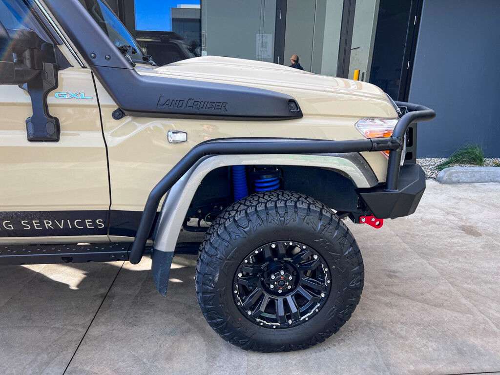Rock Sliders with Scrub Rails, suitable for Toyota Land Cruiser 79 and 78 Series, 2007 on