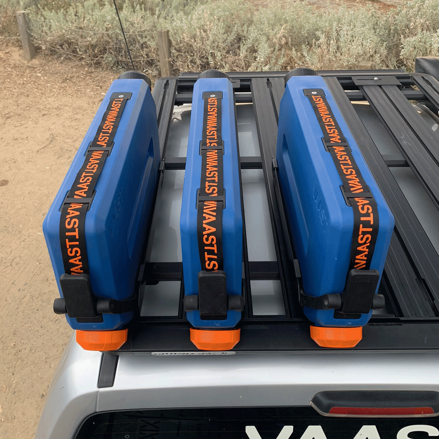 G-Series Vertical Bracket - Triple Adapter