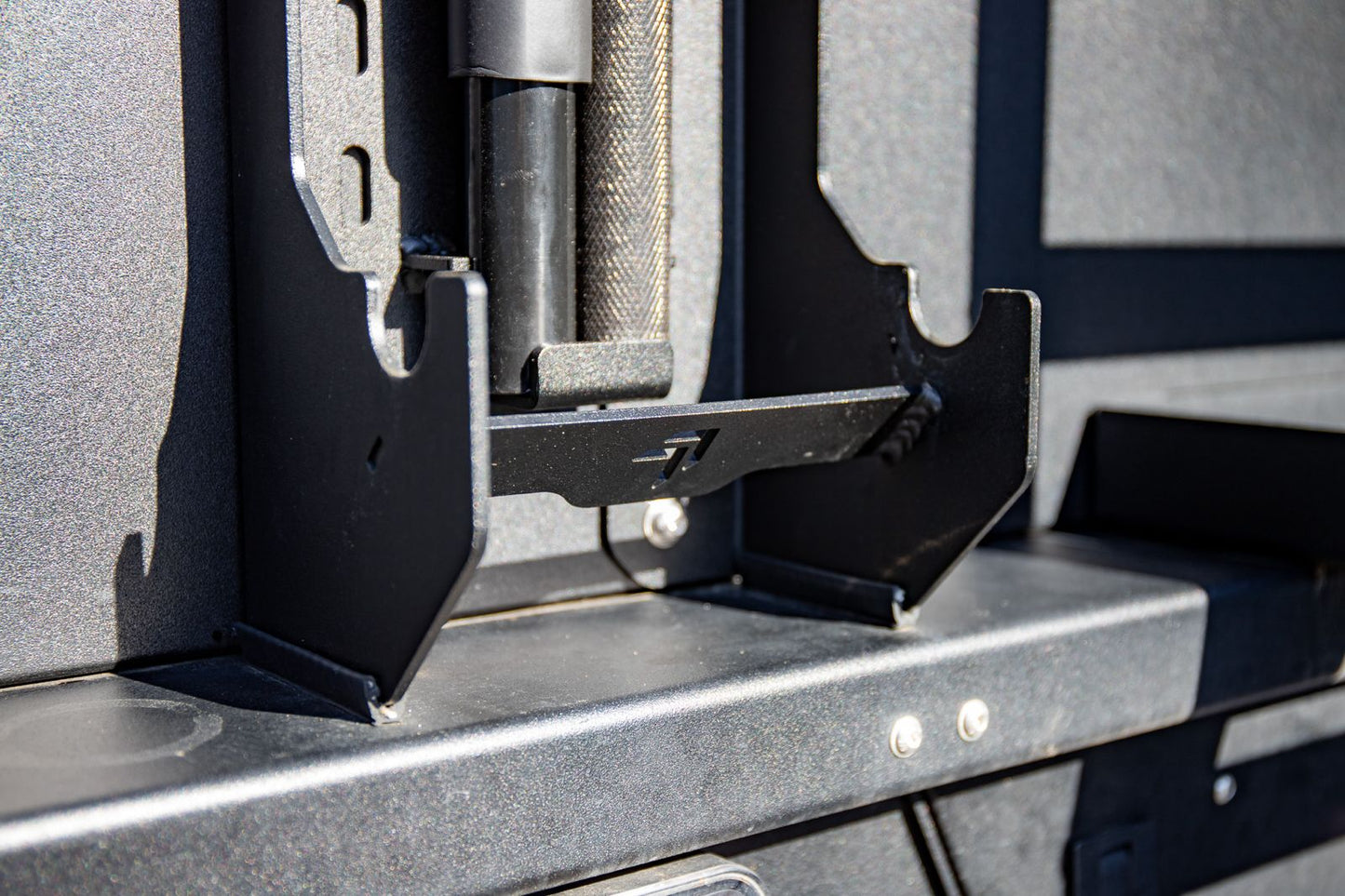 2T RFJ MOUNTING BRACKET - JACK MOUNT FOR 2 TONNE JACK