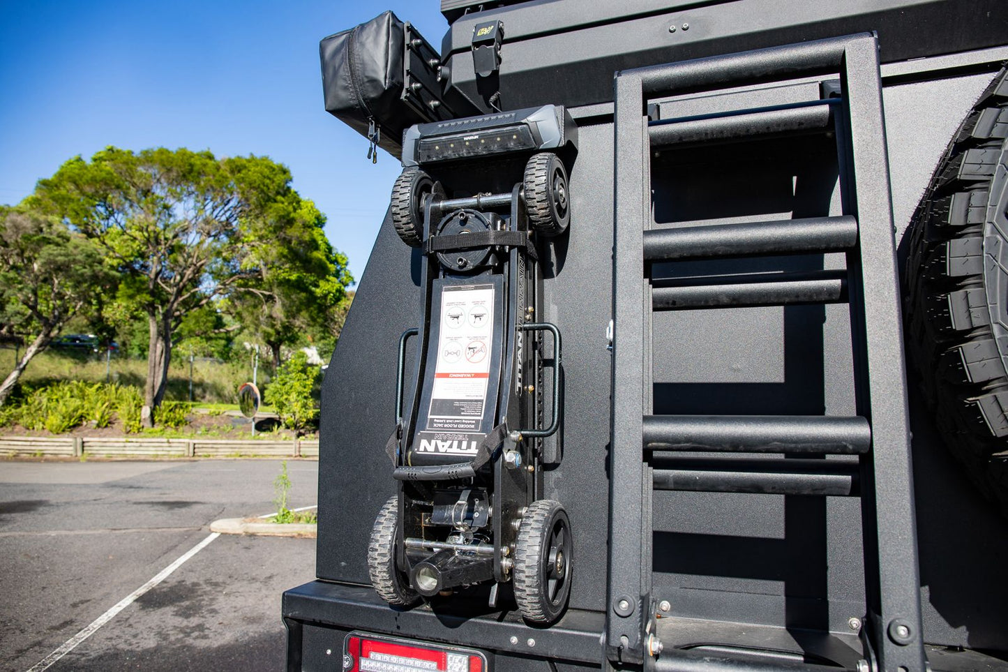 1.5T RFJ MOUNTING BRACKET - JACK MOUNT FOR 1.5 TONNE JACK