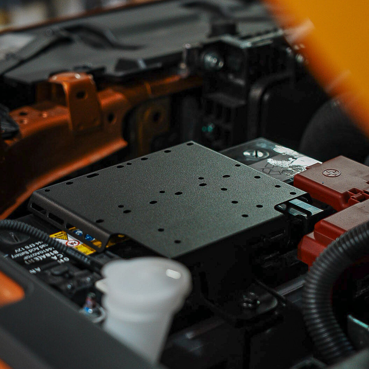 Electrical Accessory Bracket – Mitsubishi Triton MV (New Gen) – OEM Battery