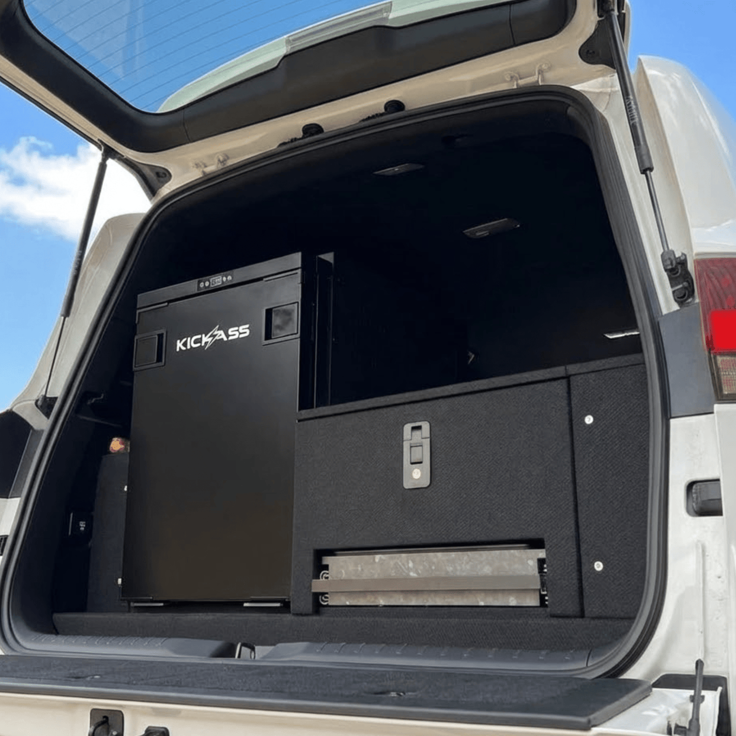 KickAss ProductsKickAss 80L Upright 12/24V Fridge and Freezer - Fan ForcedKAF-80UR