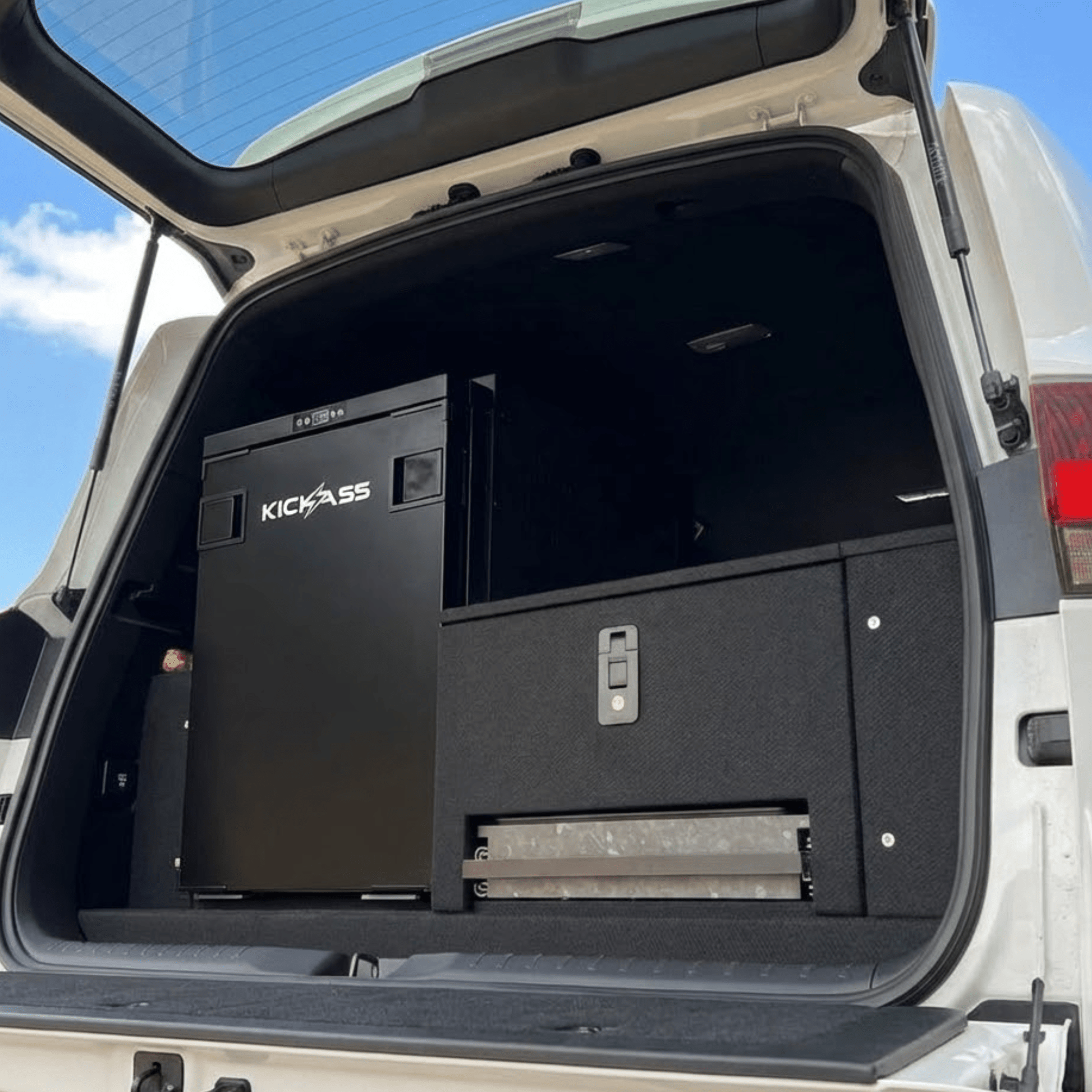 KickAss ProductsKickAss 80L Upright 12/24V Fridge and Freezer - Fan ForcedKAF-80UR