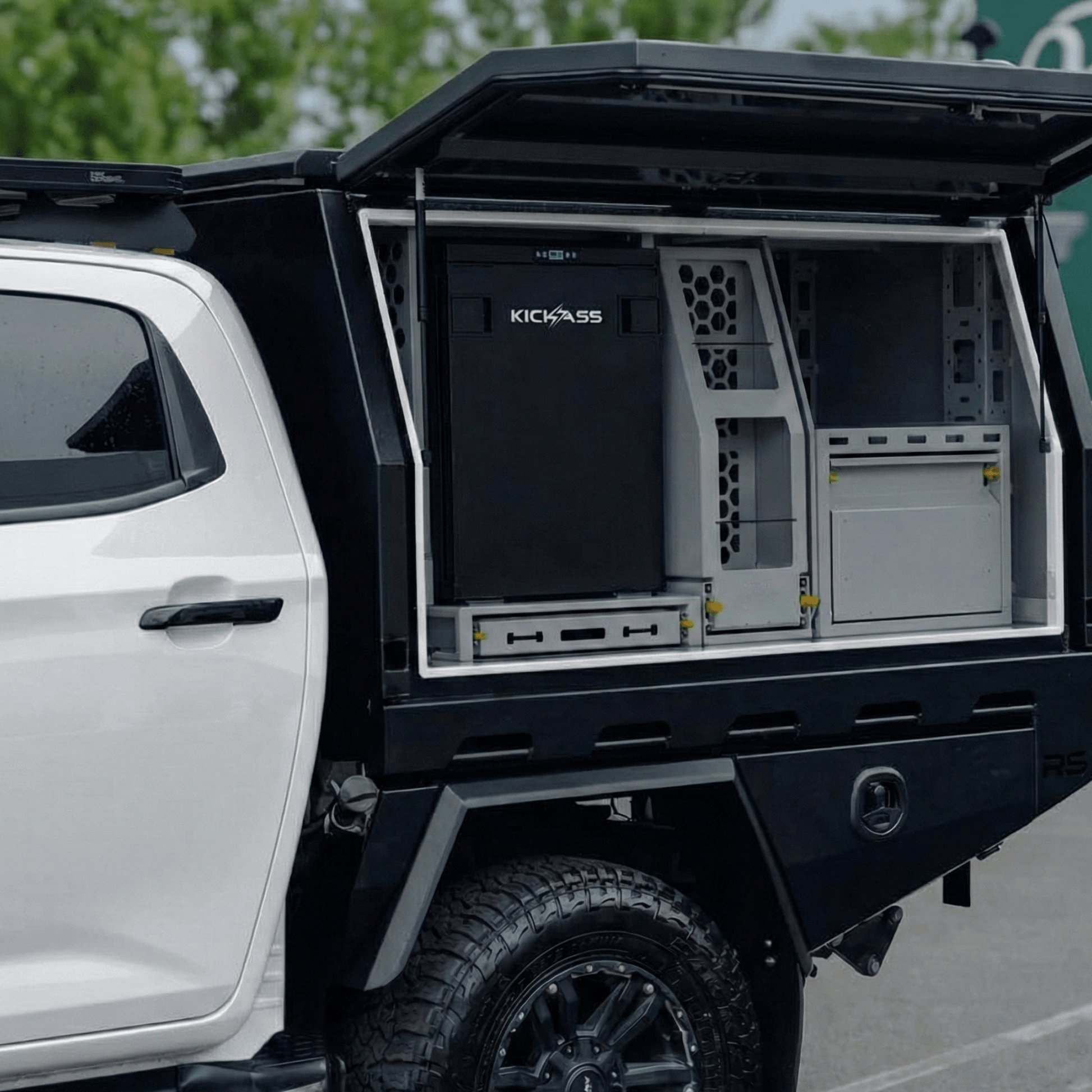 KickAss ProductsKickAss 80L Upright 12/24V Fridge and Freezer - Fan ForcedKAF-80UR