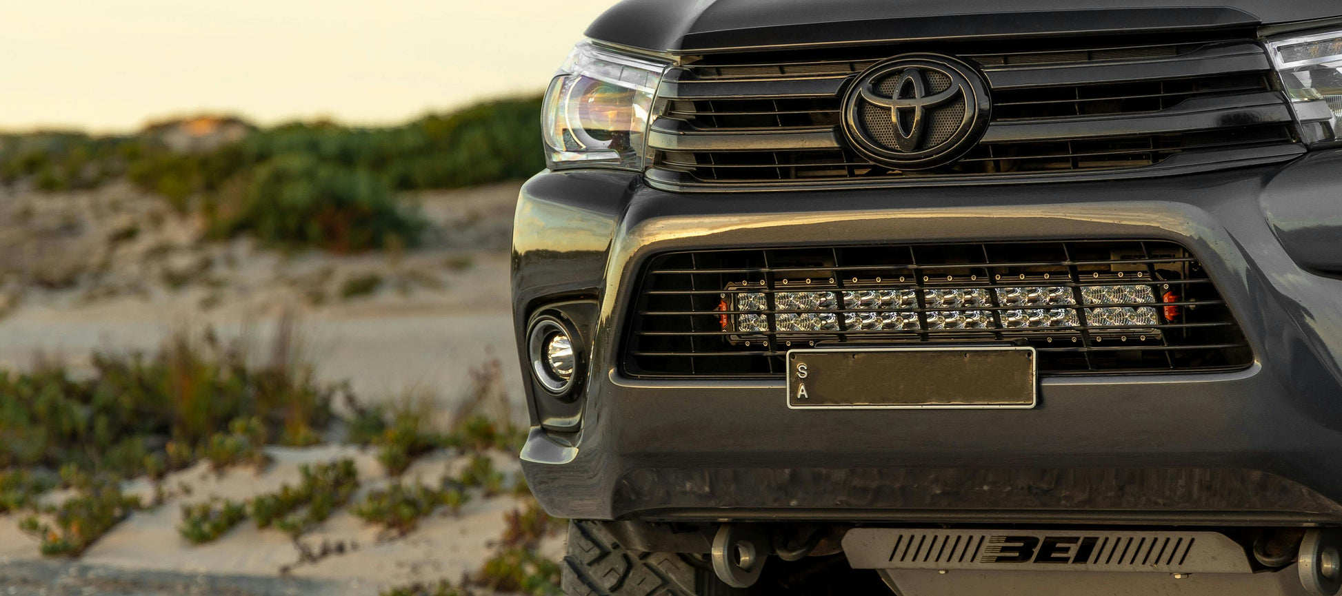 Inner Grille Bracket to suit Toyota (N80) Hilux - View 9