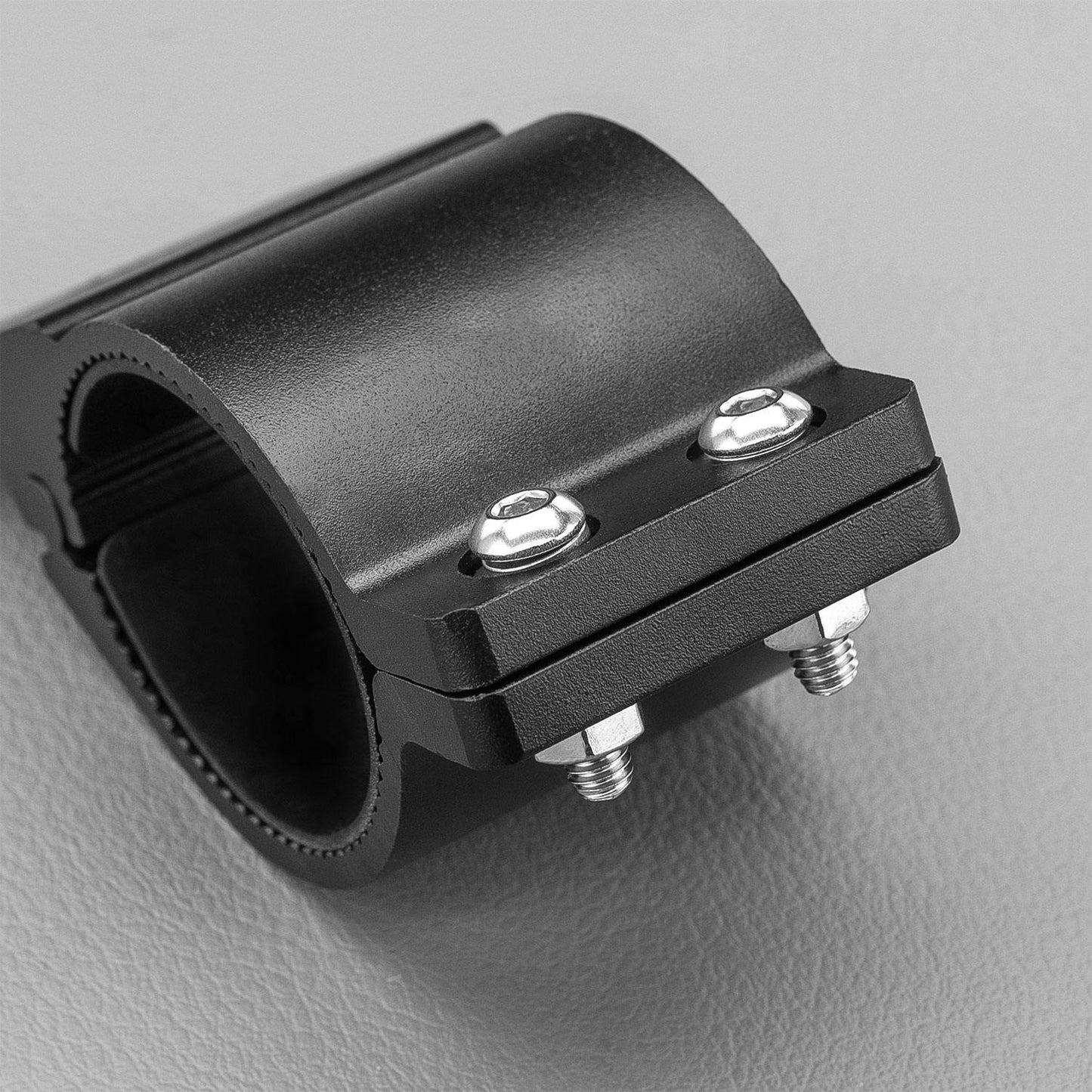 Stedi 76mm - 81mm Bull Bar Tube Mounting Brackets| Black