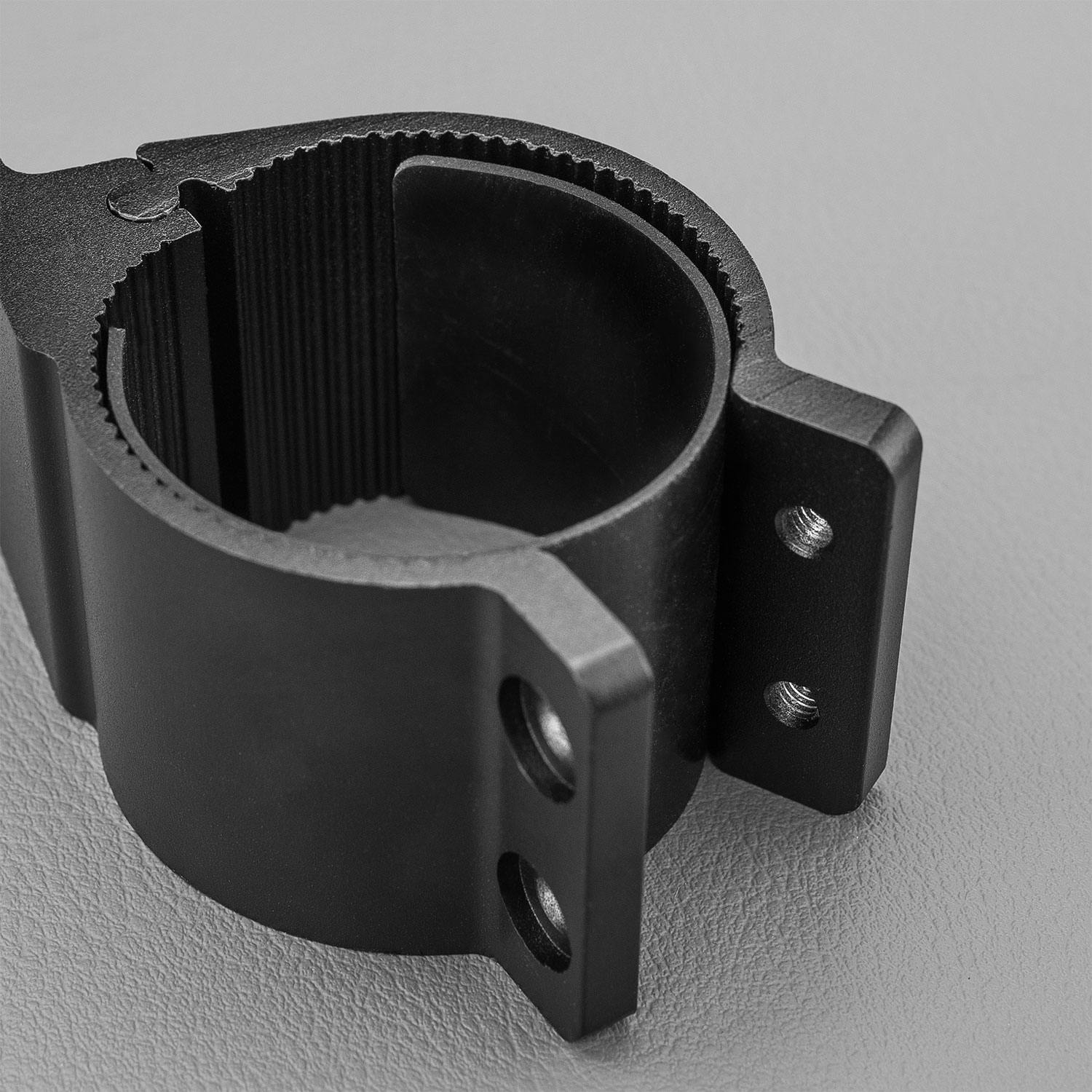 Stedi 76mm - 81mm Bull Bar Tube Mounting Brackets| Black