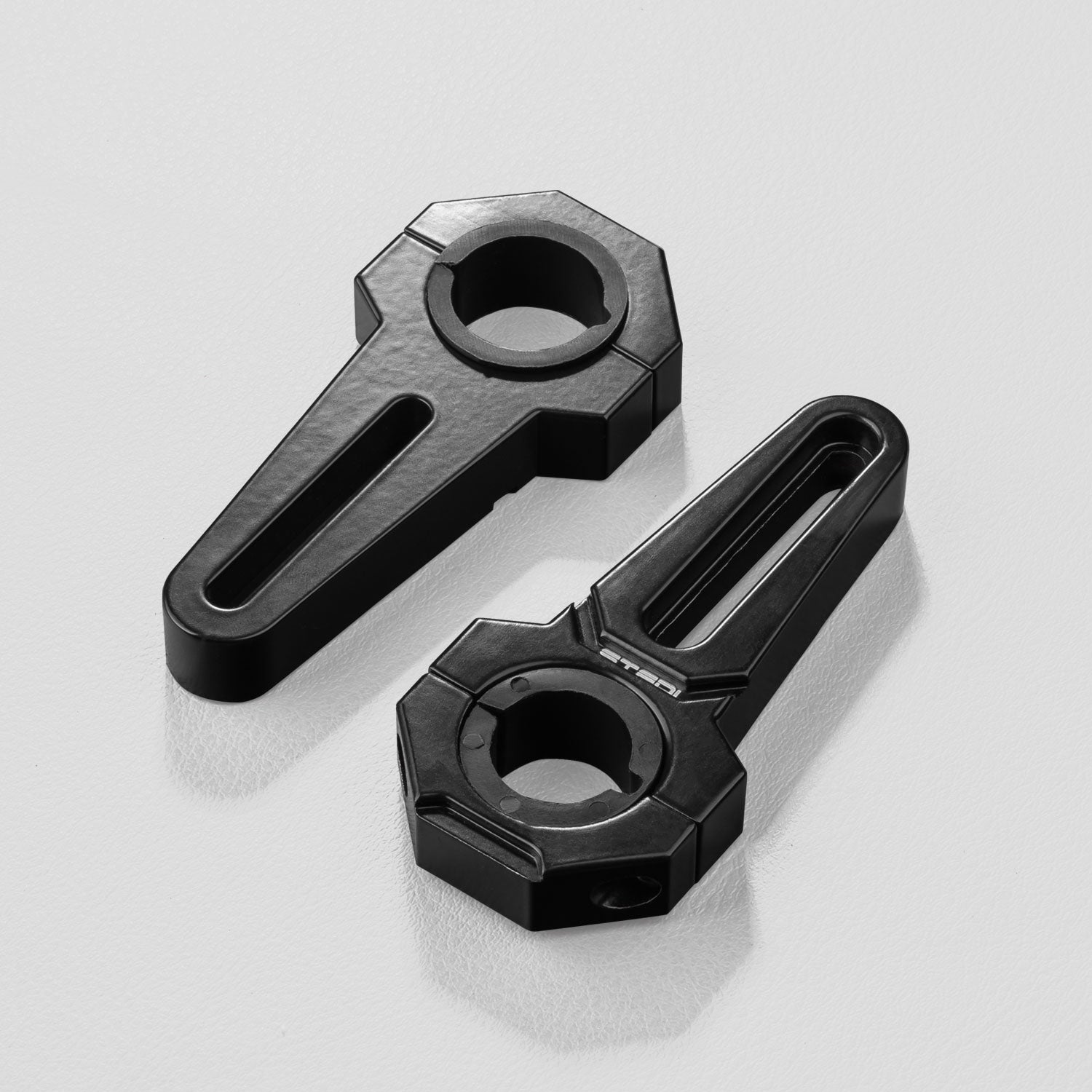 VICE Bull Bar Tube Clamps ® (SML Size) - View 7