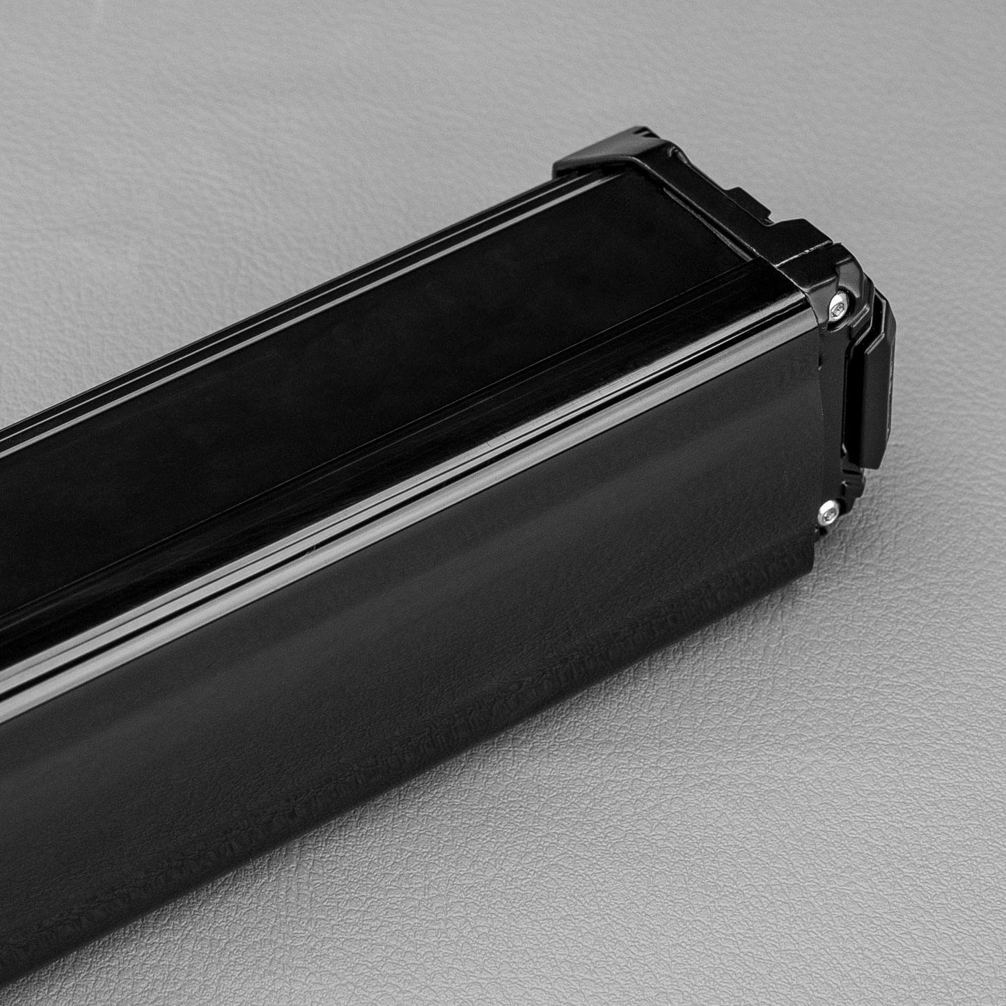 ST3K Light Bar Black-Out Cover (21.5 Inch) - View 2