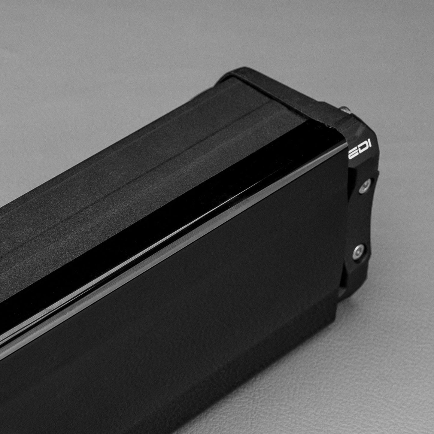 ST4K Light Bar Black Out Cover (22 Inch) - View 9