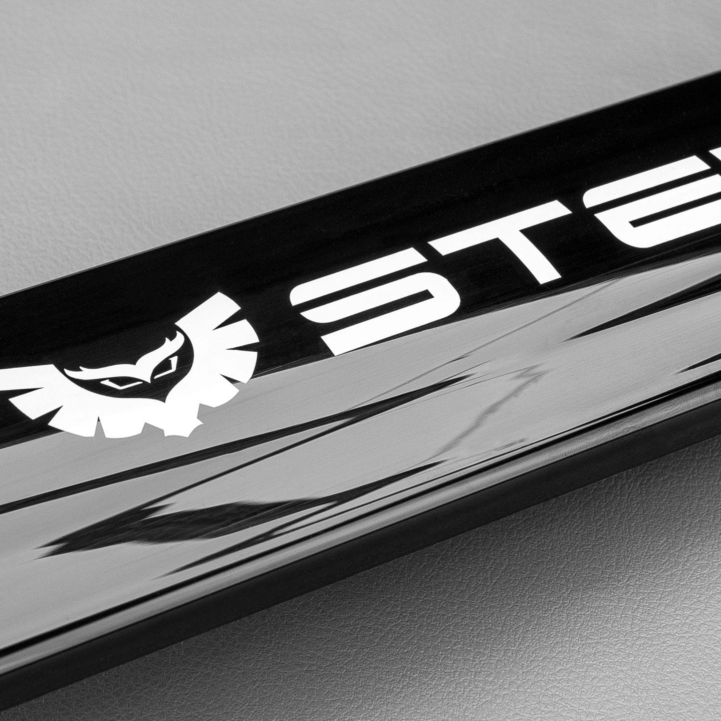 ST4K Light Bar Black Out Cover (22 Inch) - View 7