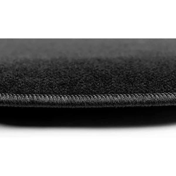 Sunland Dashmat Black fits Toyota Landcruiser 200 Series 11/07-10/15