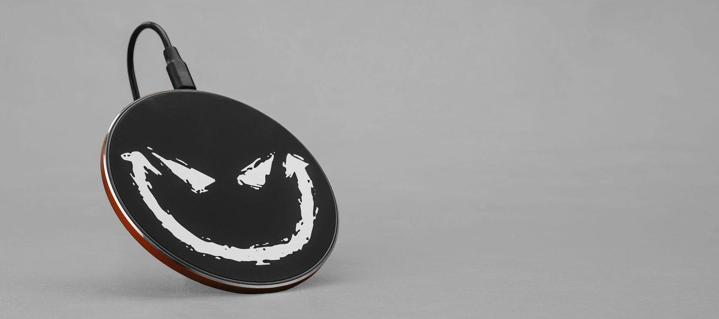 Wireless Charger | Smiley - View 6